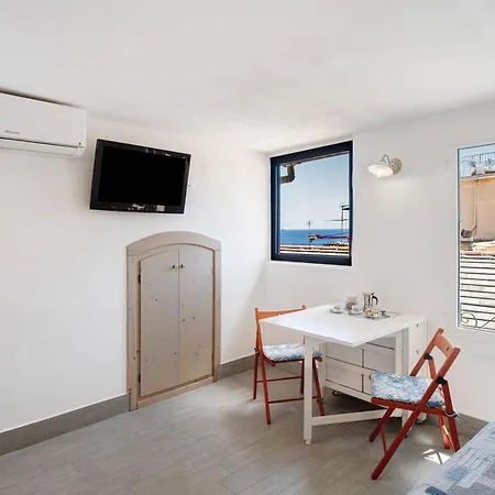 Seaview Flat Old Town Apartment *